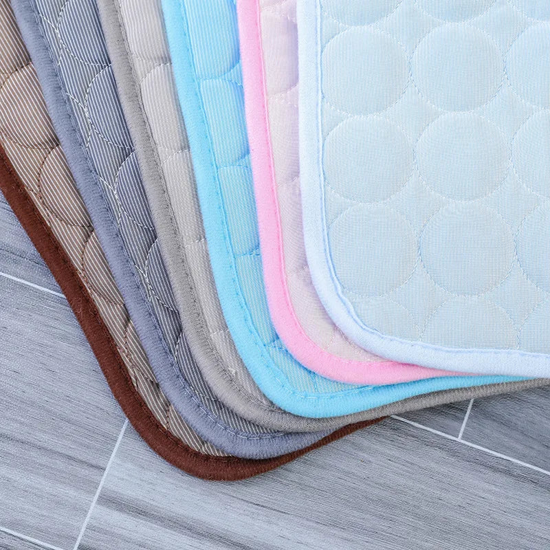 Self-Cooling Summer Ice Pad Non-Toxic Pet Ice Pad Waterproof Pet Summer Cool Mat